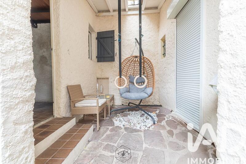 Maison - 138 m² - 6 pièces