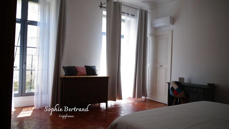 Maison bourgeoise - 260 m² - 7 pièces