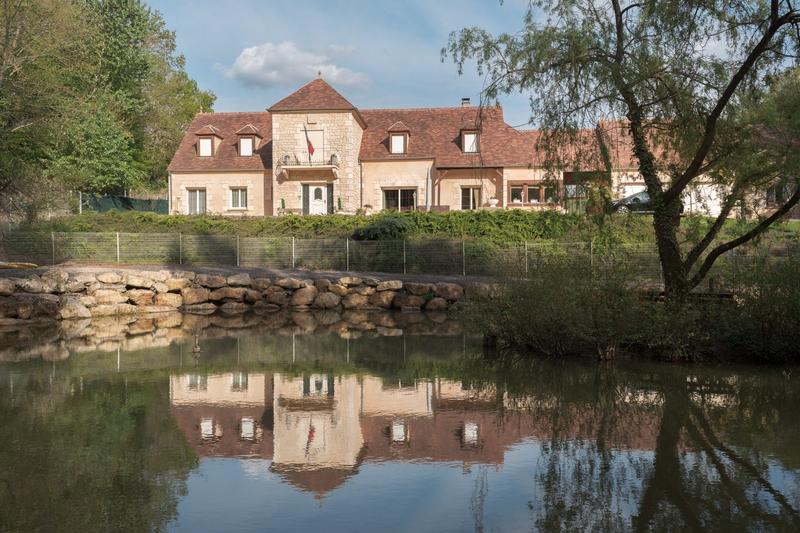 Maison - 290 m² - 7 pièces