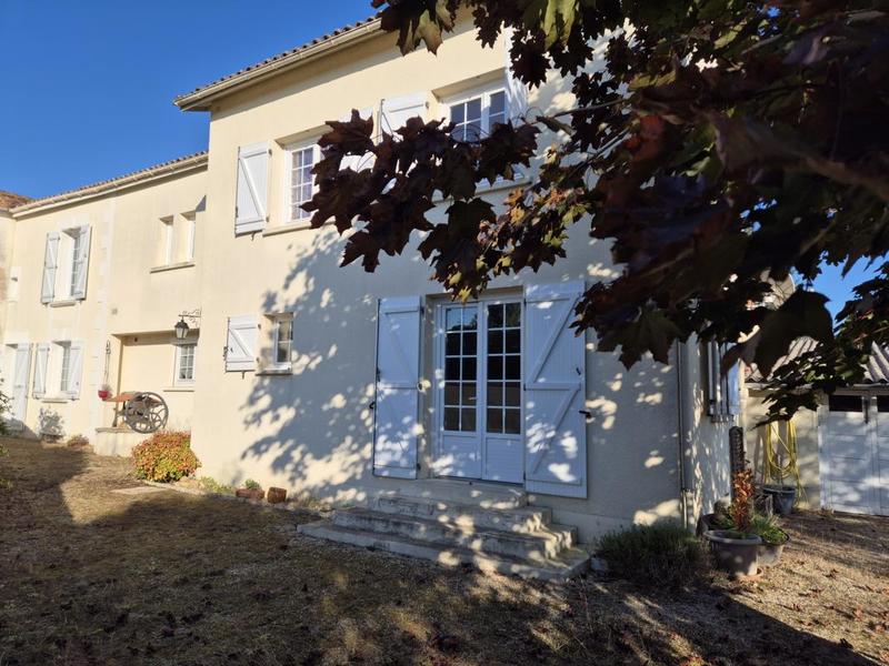 Maison - 147 m² - 7 pièces