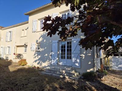 Maison - 147 m² - 7 pièces