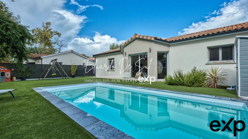 Maison - 113 m² - 6 pièces