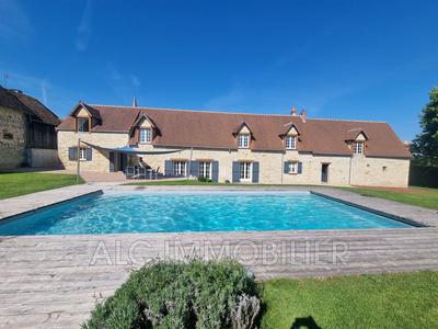 Propriété - 206 m² - 5 pièces