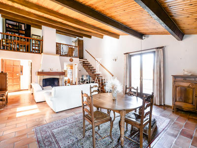 Maison - 123 m² - 5 pièces