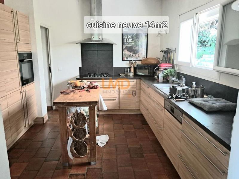 Maison - 140 m² - 6 pièces