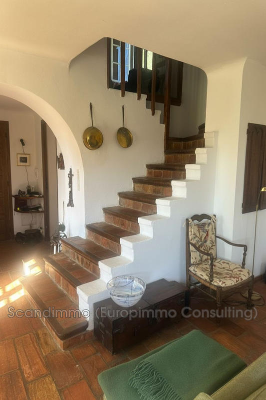 Maison - 174 m² - 9 pièces