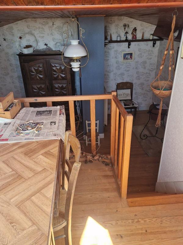 Maison - 285 m² - 10 pièces