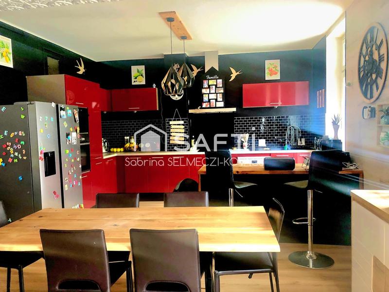 Maison - 170 m² - 7 pièces