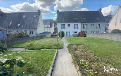 Maison - 127 m² - 8 pièces