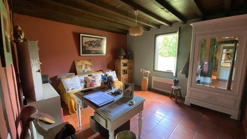 Maison - 220 m² - 7 pièces