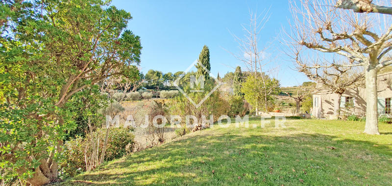 Maison - 330 m² - 8 pièces