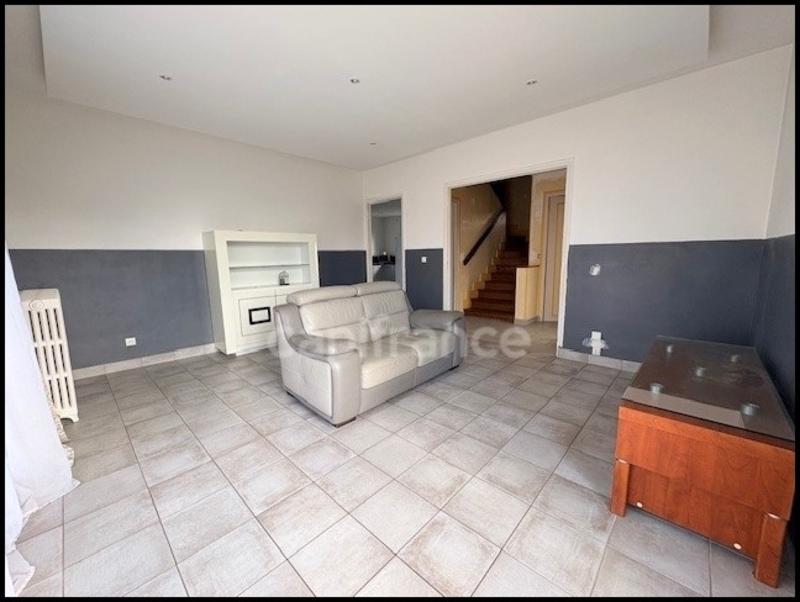 Maison - 137 m² - 7 pièces