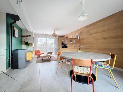 Pavillon - 94 m² - 5 pièces