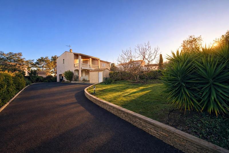 Villa - 150 m² - 6 pièces