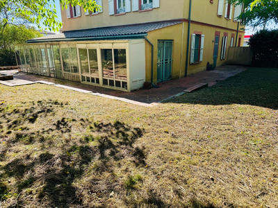 Appartement - 179 m² - 6 pièces