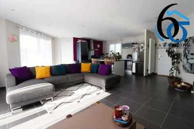 Maison - 101 m² - 4 pièces