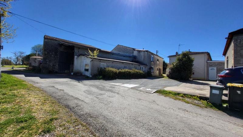 Maison - 210 m² - 8 pièces