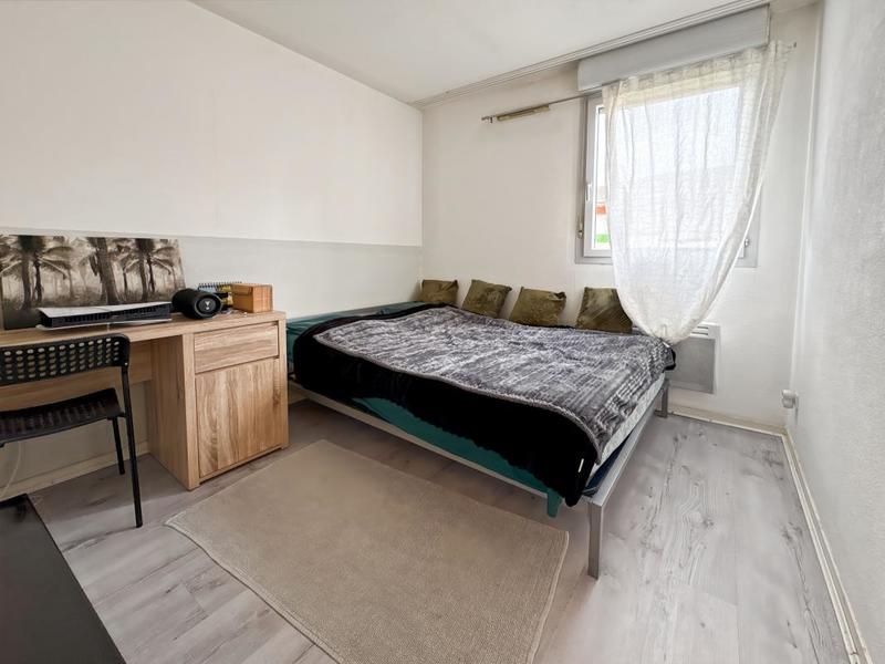 Appartement - 82 m² - 4 pièces