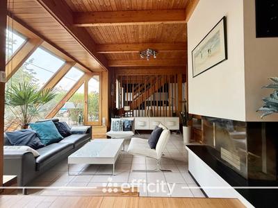 Maison - 148 m² - 7 pièces