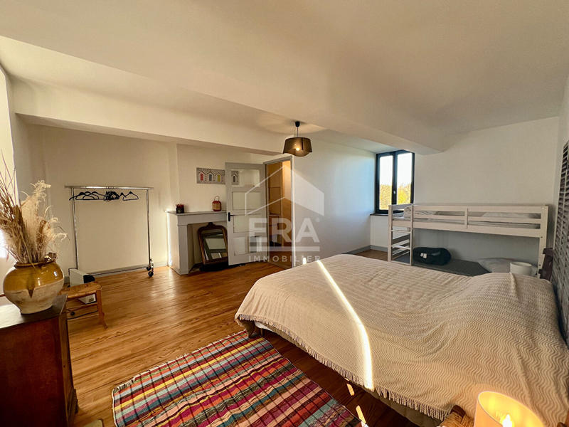 Maison - 166 m² - 5 pièces