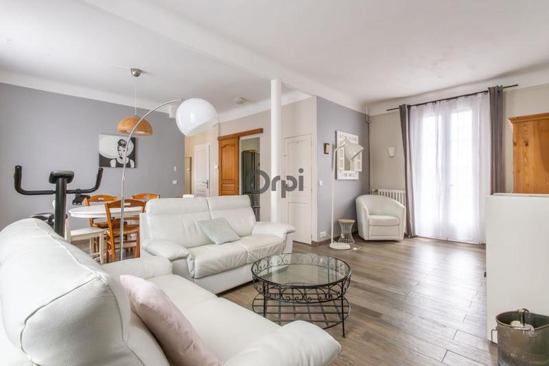 Maison - 105 m² - 4 pièces