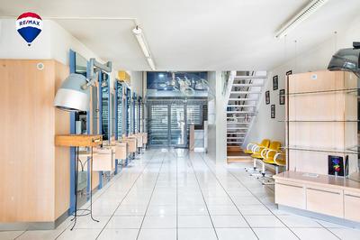 Local commercial - 170 m² - 4 pièces