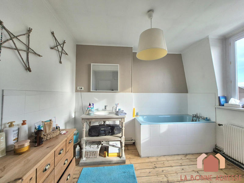 Maison - 130 m² - 4 pièces