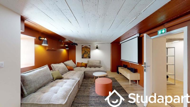 Chambre - 13 m² - 1 pièce