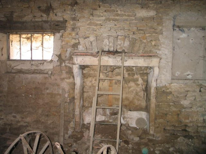 Maison - 200 m² - 1 pièce