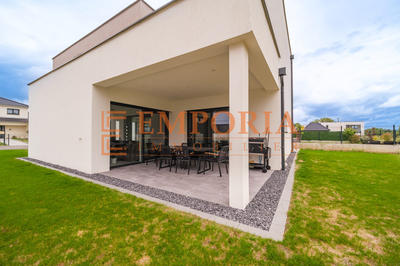 Maison - 136 m² - 5 pièces