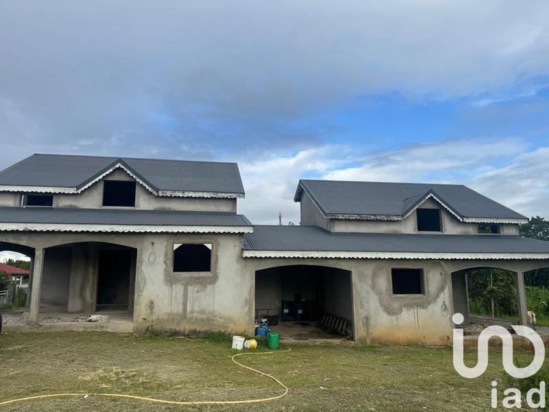 Maison - 231 m² - 8 pièces