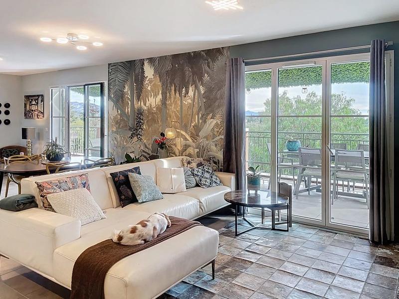 Appartement - 92 m² - 4 pièces