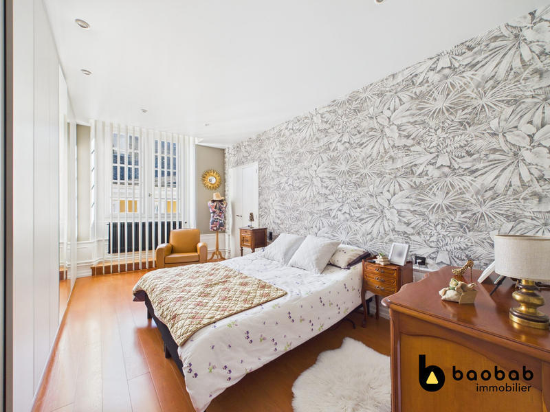 Appartement - 172 m² - 5 pièces