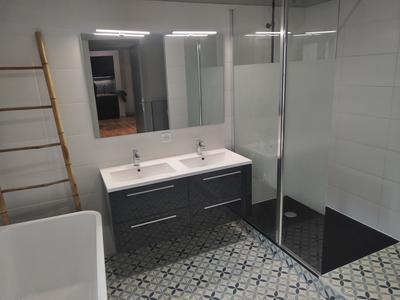 Appartement - 99 m² - 3 pièces