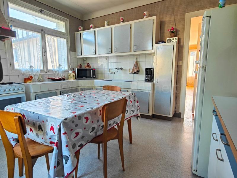 Pavillon - 113 m² - 66 pièces