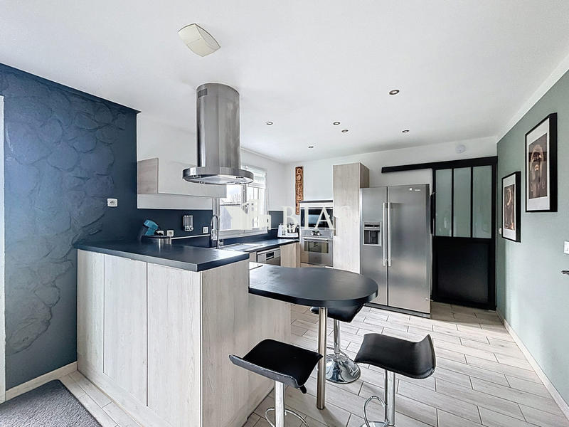 Maison - 151 m² - 4 pièces