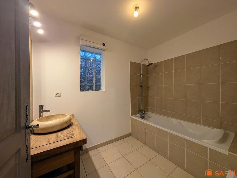 Maison - 88 m² - 4 pièces