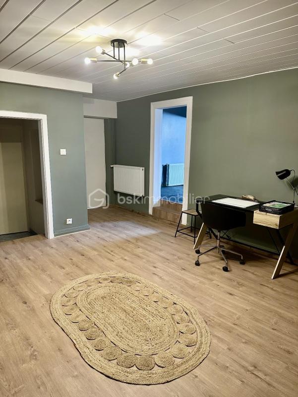 Appartement - 210 m² - 9 pièces