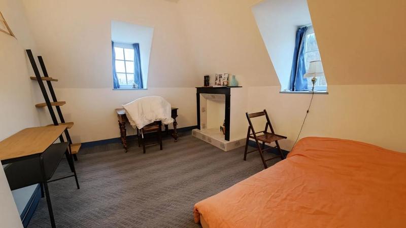 Maison - 300 m² - 10 pièces