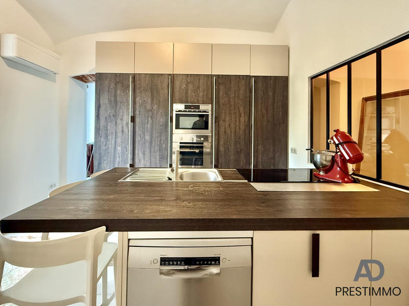 Appartement - 93 m² - 4 pièces