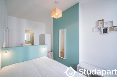 Chambre - 13 m² - 1 pièce