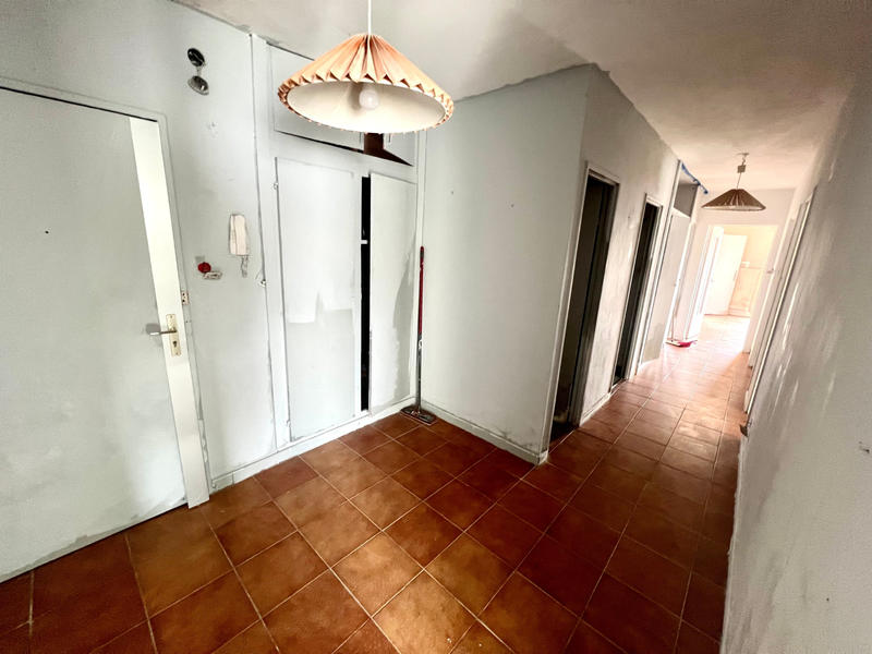 Appartement - 90 m² - 4 pièces