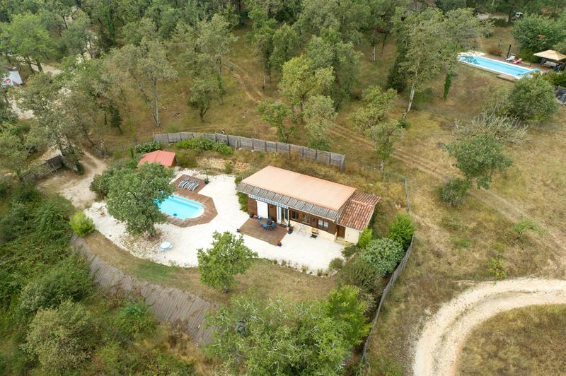 Maison - 456 m² - 26 pièces