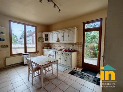 Maison de campagne - 180 m² - 10 pièces
