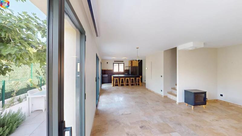 Maison - 124 m² - 4 pièces