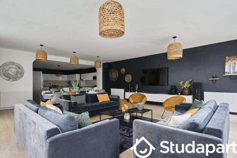 Chambre - 14 m² - 1 pièce