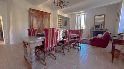 Maison - 183 m² - 5 pièces