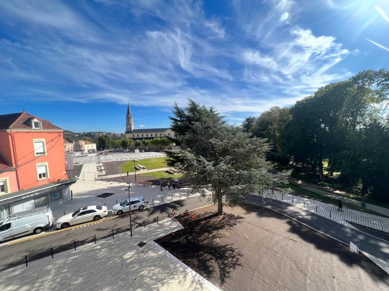 Immeuble - 275 m² - 8 pièces