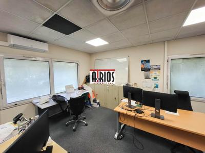 Local d'activité / Entrepôt - 780 m²