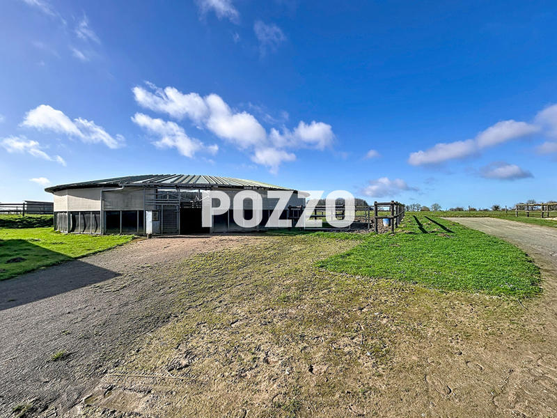 Maison - 96 m² - 4 pièces